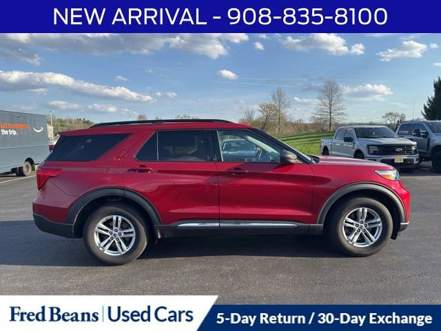 Used 2020 Ford Explorer XLT w/ Equipment Group 202A image 9