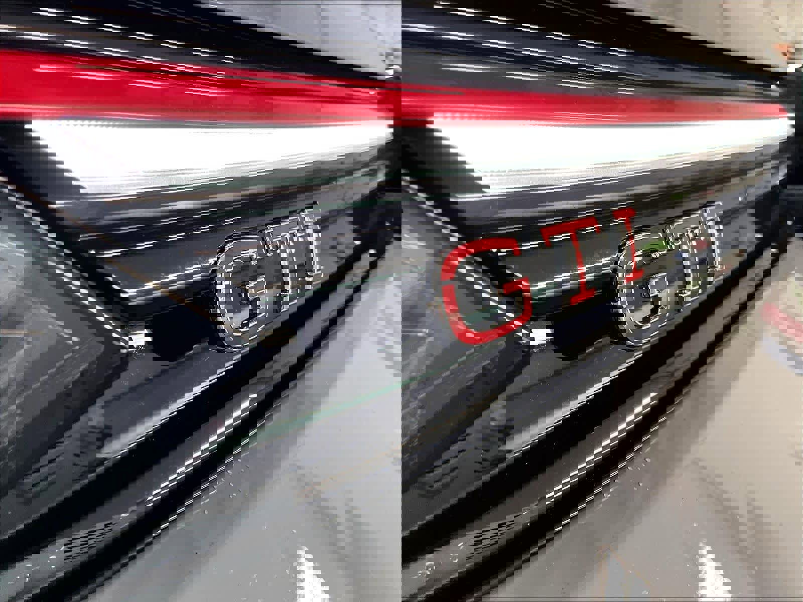 New 2026 Volkswagen GTI SE image 19