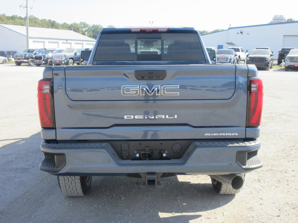 New 2026 GMC Sierra 3500 Denali Ultimate image 5