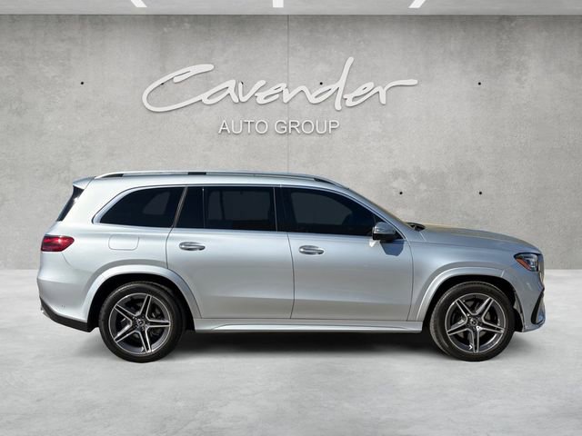 Used 2025 Mercedes-Benz GLS 450 4MATIC image 17