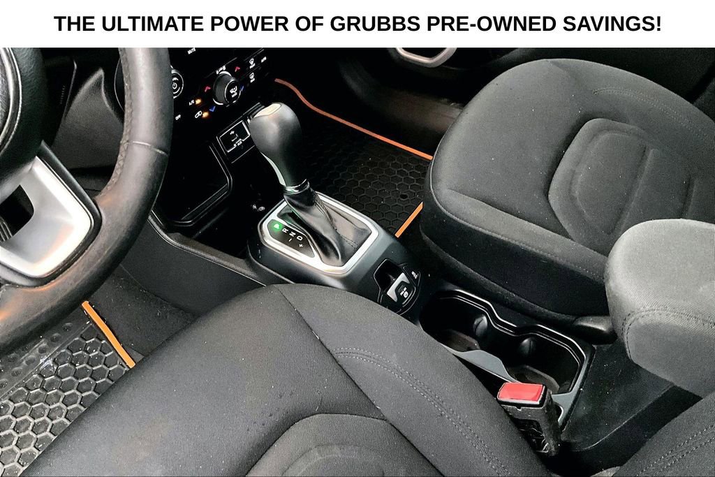 Used 2020 Jeep Renegade Latitude FWD image 16