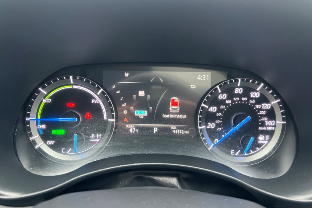 Used 2020 Toyota Highlander XLE image 21