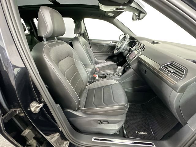 Used 2022 Volkswagen Tiguan SEL R-Line image 30