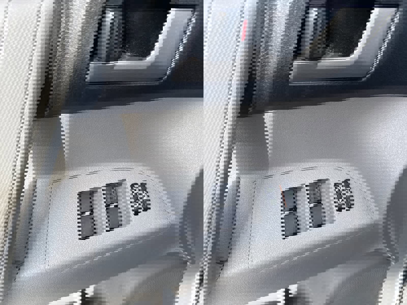 Used 2013 Toyota Highlander Plus image 15