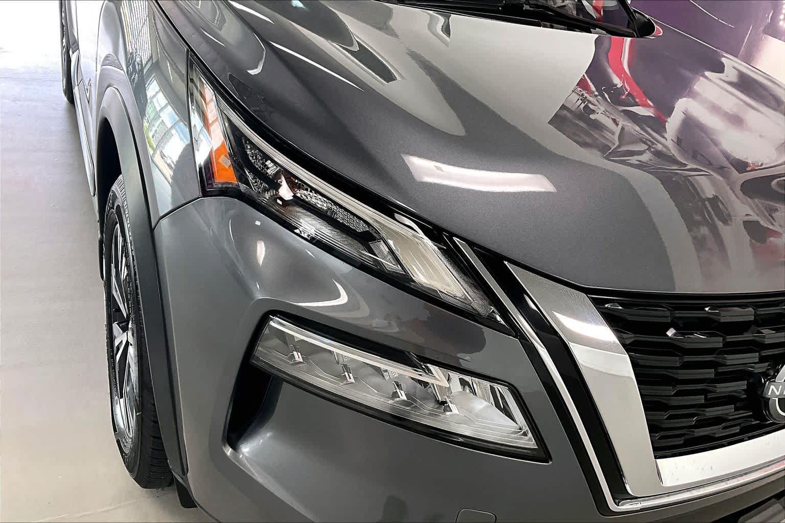 Used 2022 Nissan Rogue SV w/ SV Premium Package AWD/4WD image 28
