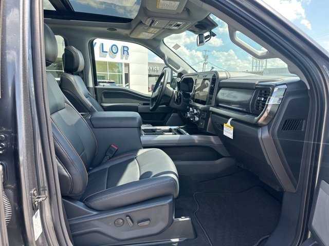 New 2025 Ford F250 Lariat w/ Lariat Ultimate Package image 9