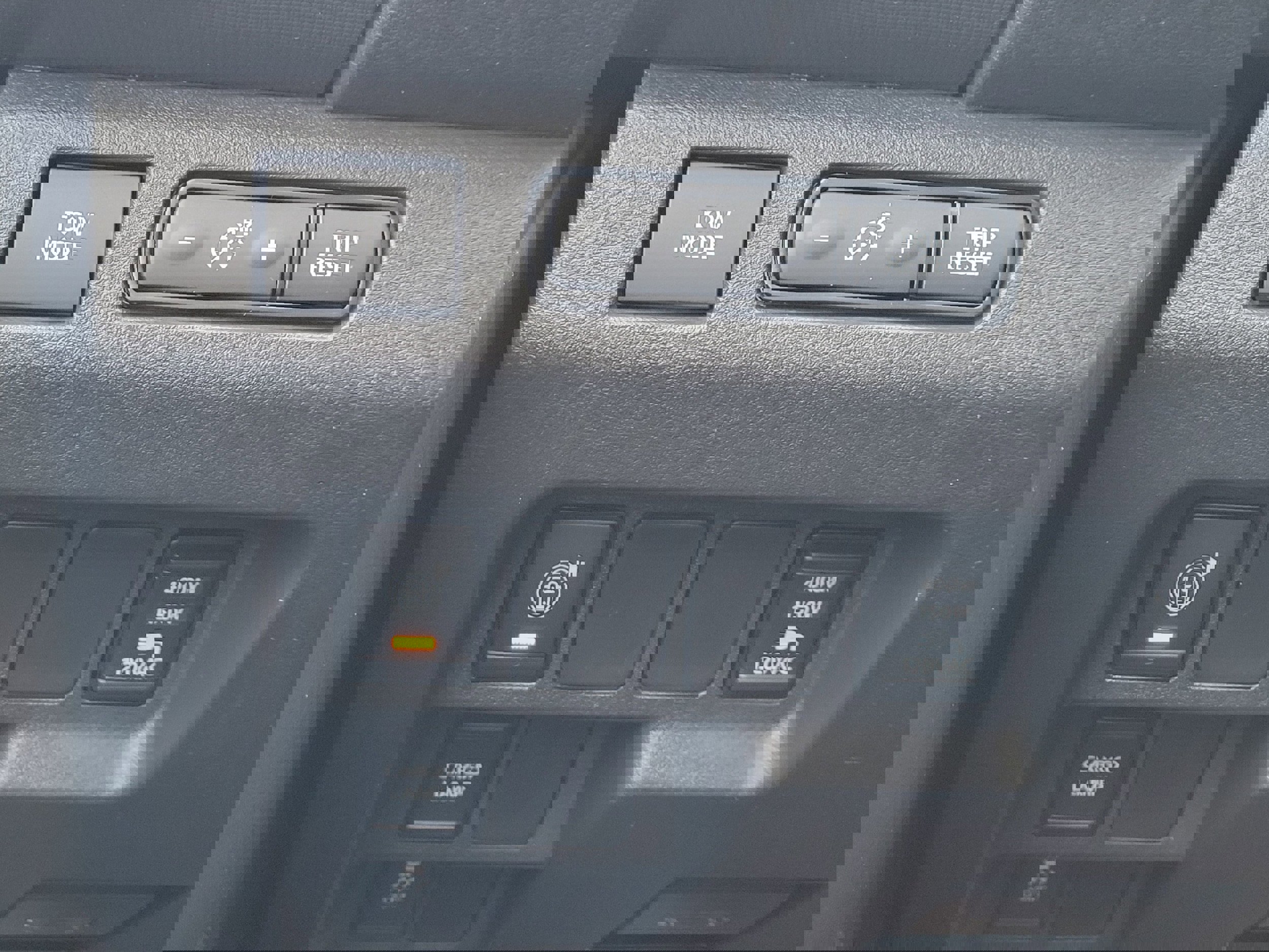 Used 2022 Nissan Frontier SV image 18