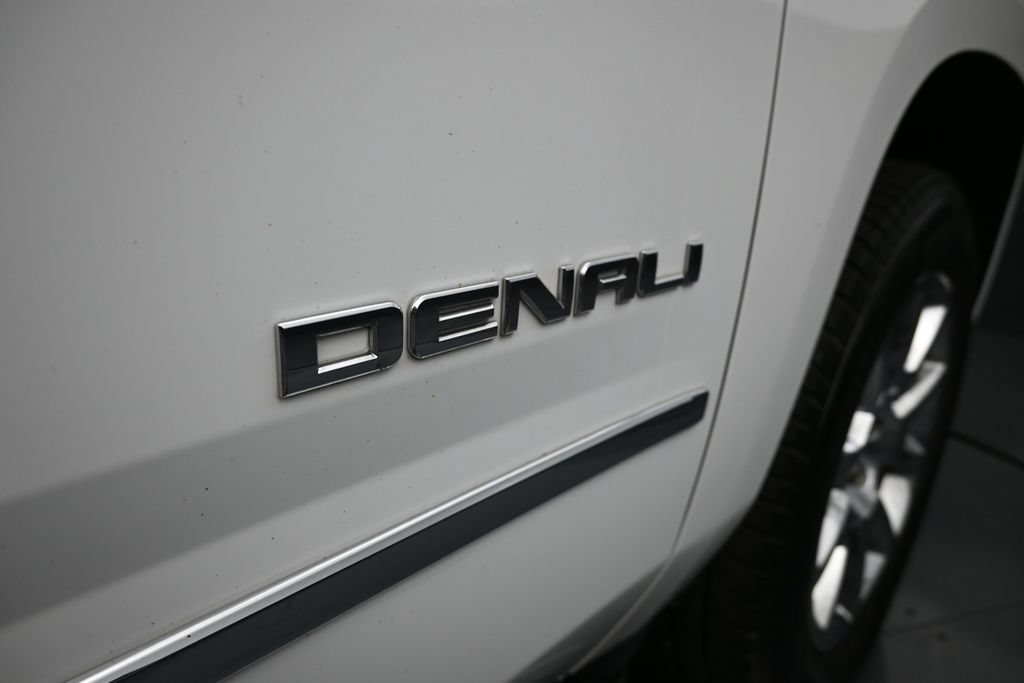 Used 2020 GMC Yukon Denali w/ Open Road Package AWD/4WD image 25