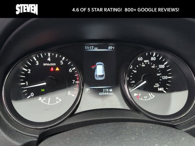 Used 2017 Nissan Rogue SV w/ Sun & Sound Touring Package image 15