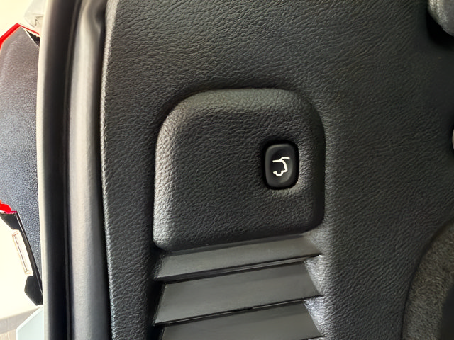 Used 2020 Jeep Grand Cherokee Altitude RWD image 34