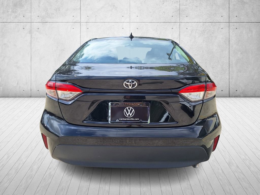 Used 2023 Toyota Corolla LE image 4