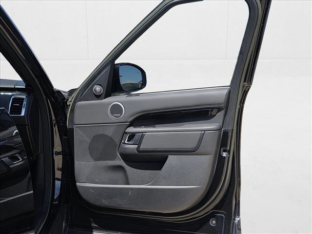 Used 2023 Land Rover Discovery S R-Dynamic image 10