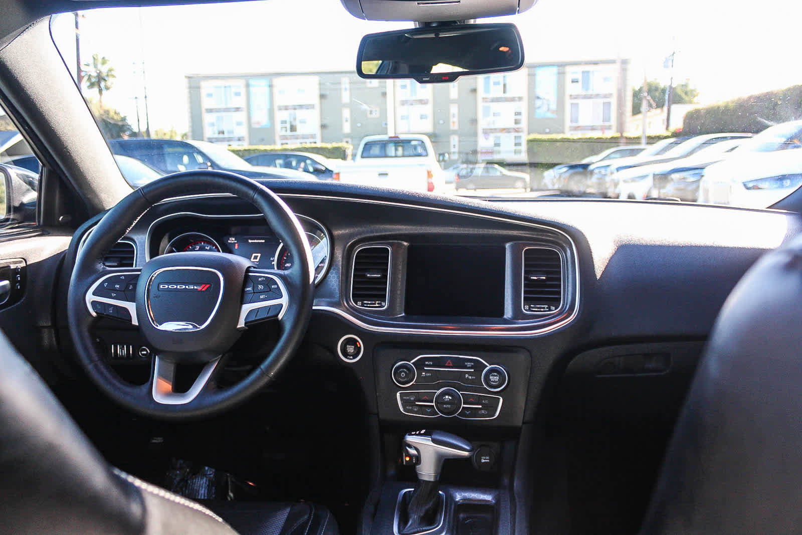 Used 2017 Dodge Charger SXT w/ Plus Group image 13