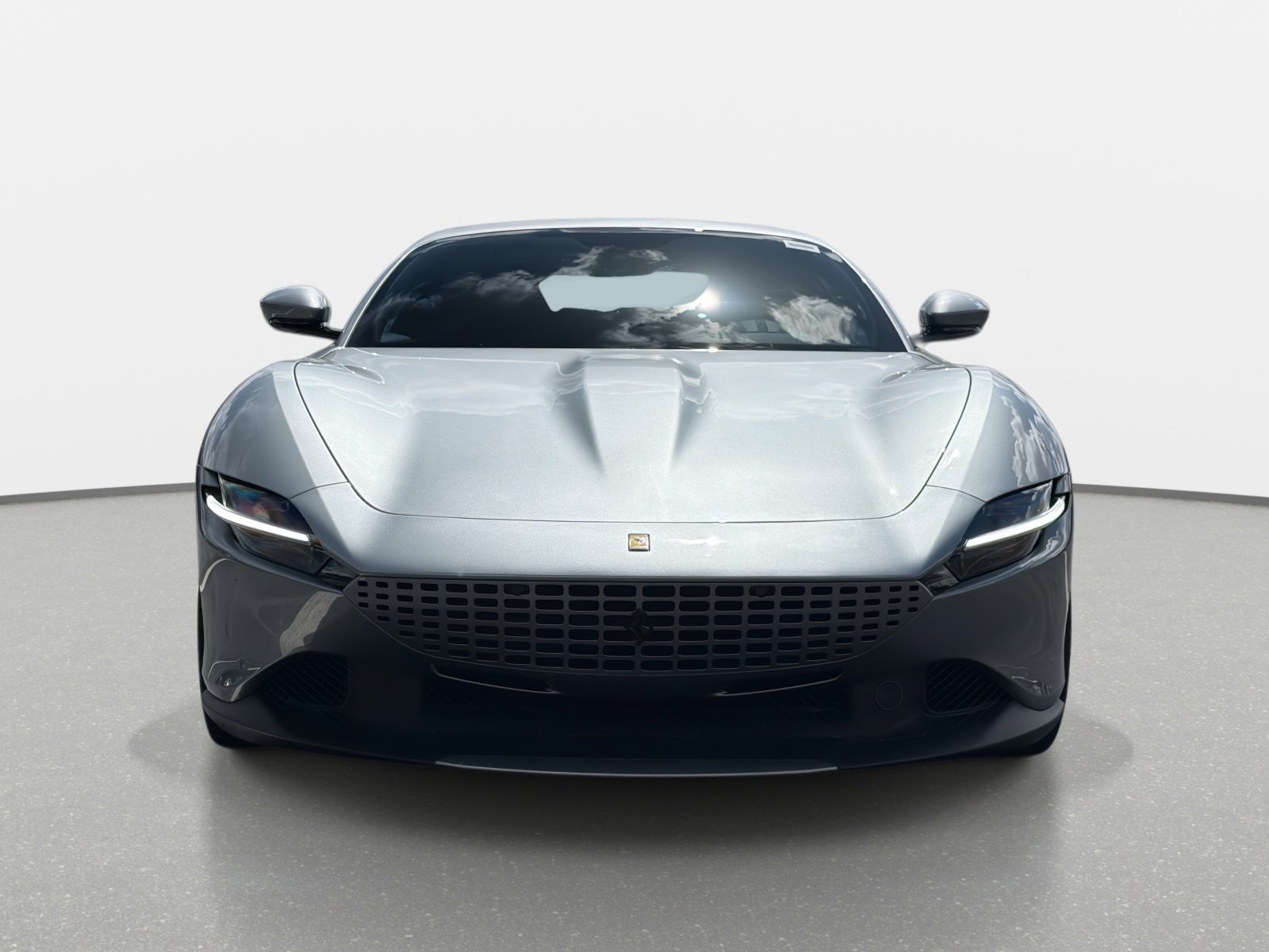 Used 2022 Ferrari Roma image 8