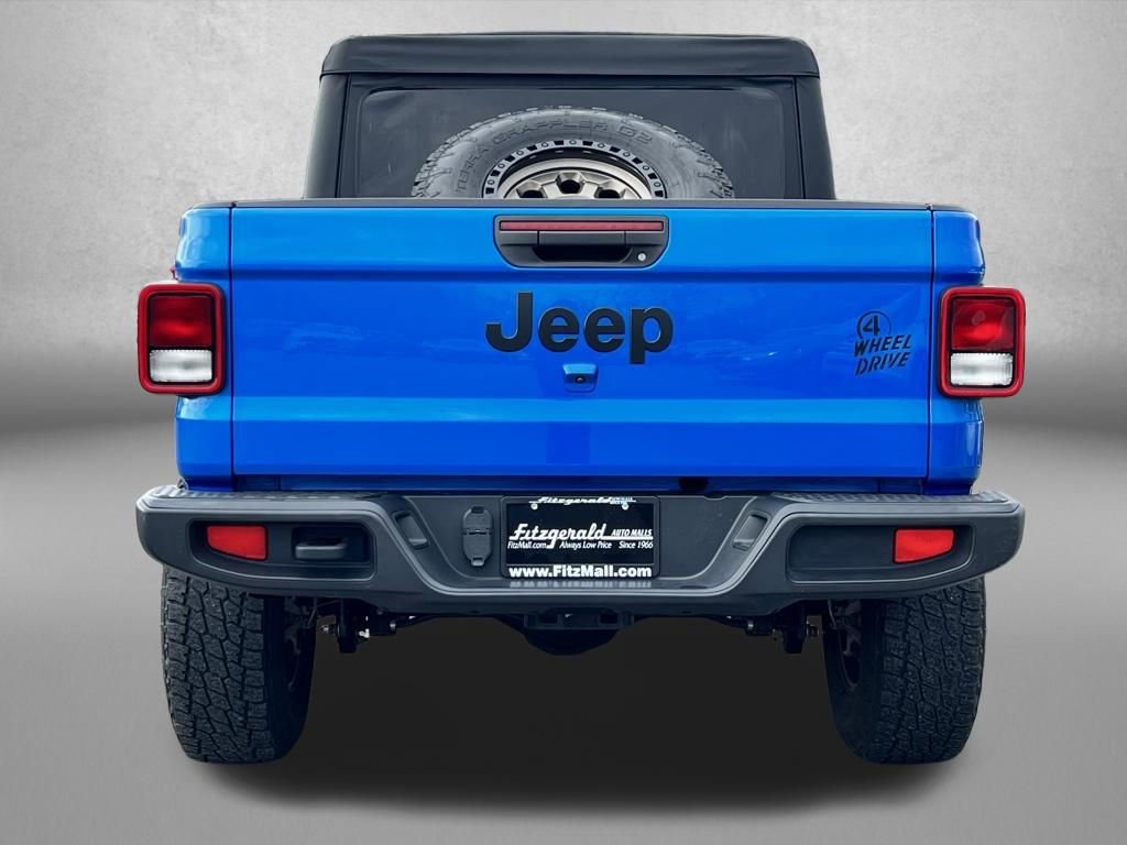 Used 2021 Jeep Gladiator Willys image 6