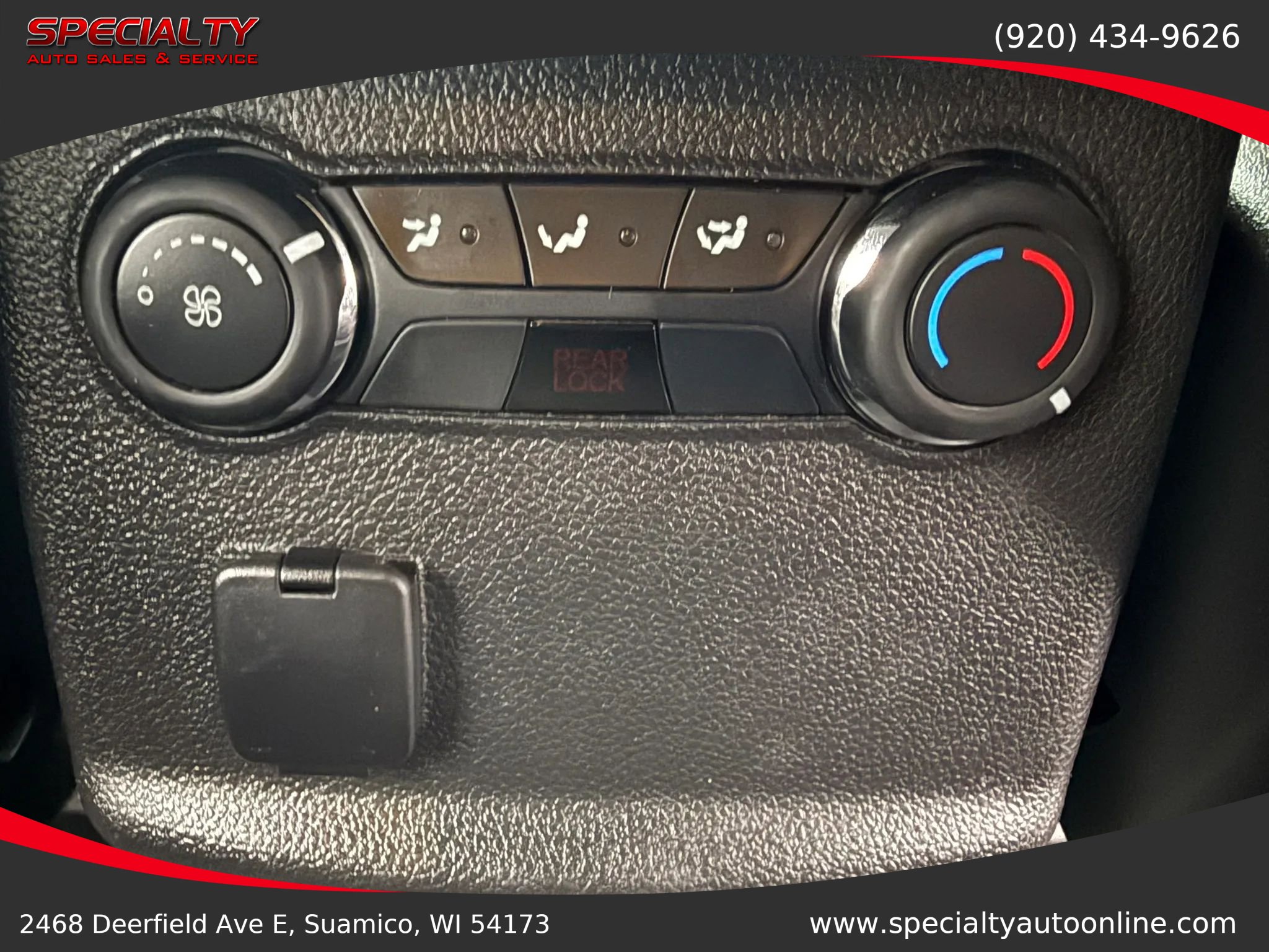 Used 2015 Ford Explorer XLT image 19