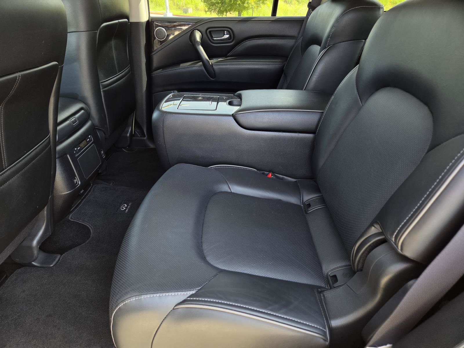 Used 2024 INFINITI QX80 Luxe AWD/4WD image 34