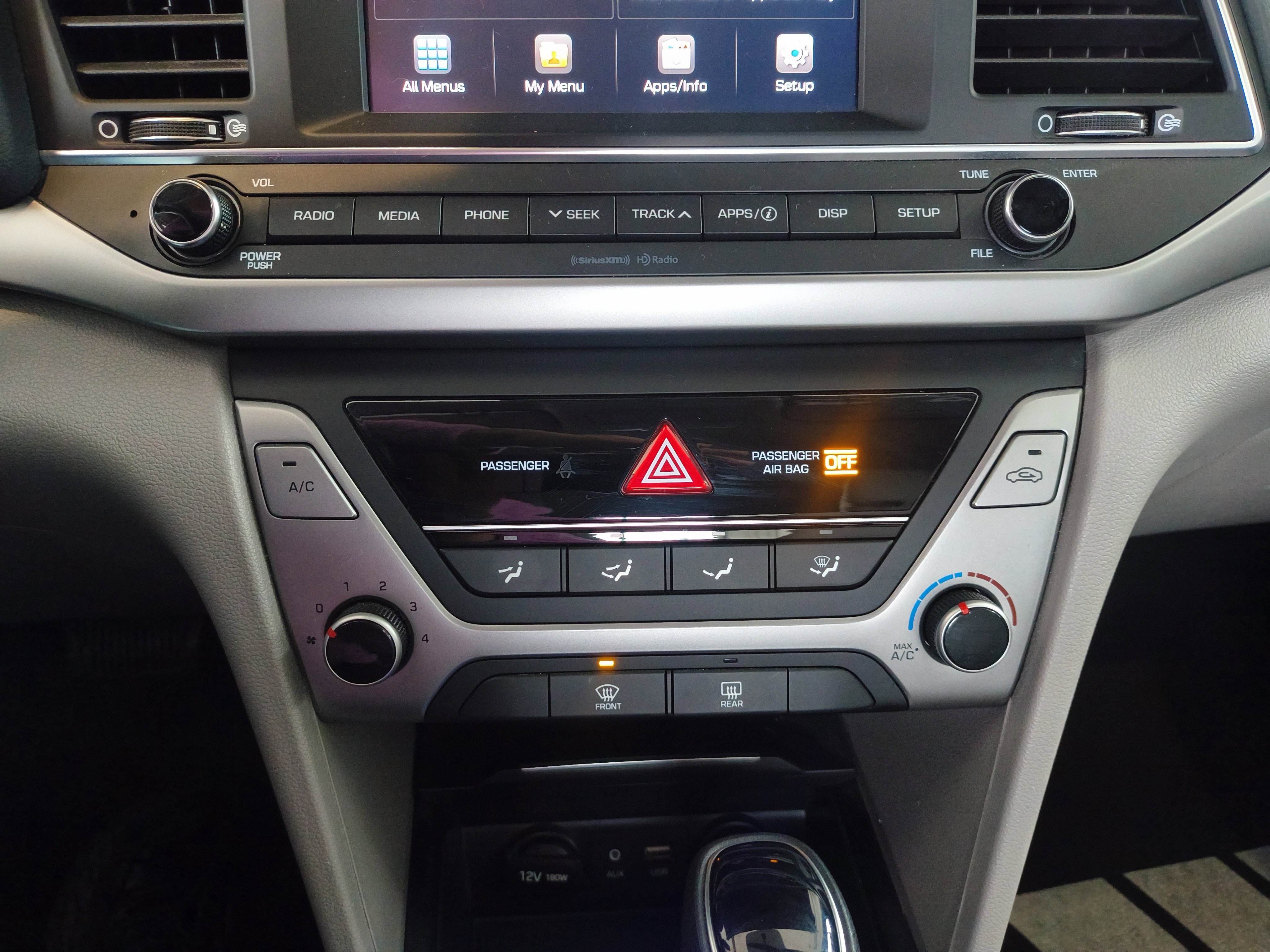 Used 2018 Hyundai Elantra SEL image 19