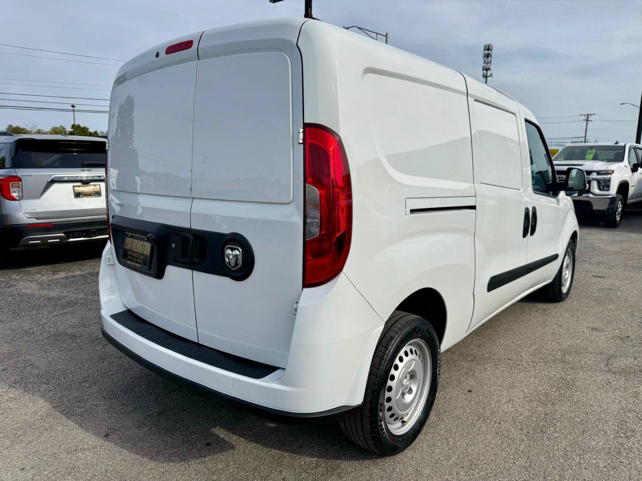 Used 2022 RAM ProMaster City Tradesman FWD image 9
