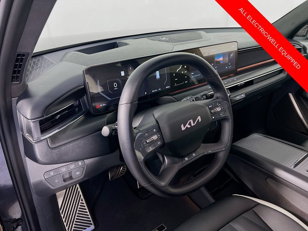Certified 2024 Kia EV9 GT-Line AWD/4WD image 10