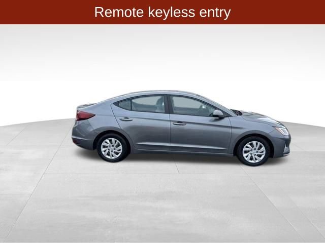 Used 2019 Hyundai Elantra SE image 8