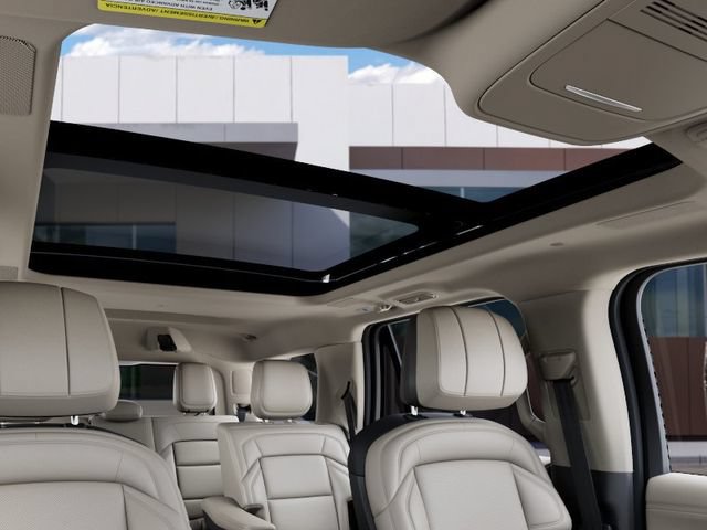 New 2027 Lincoln Navigator Reserve AWD/4WD image 23