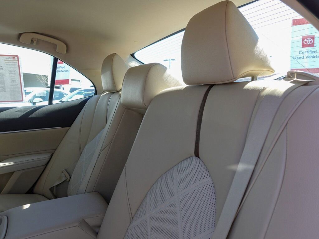 Certified 2018 Toyota Camry XLE w/ Audio Package image 12