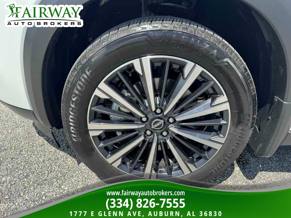 Used 2026 Nissan Pathfinder Platinum w/ Cargo Package FWD image 34