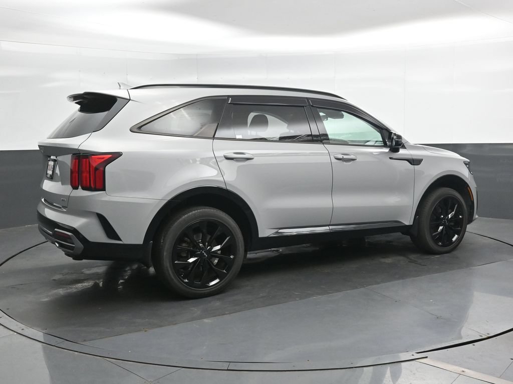 Used 2023 Kia Sorento X-Line EX AWD/4WD image 2