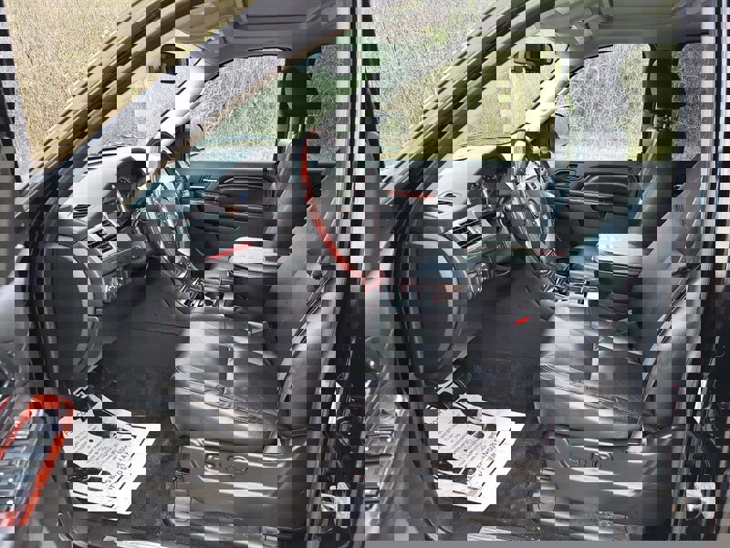 Used 2011 Cadillac Escalade ESV Luxury AWD/4WD image 11