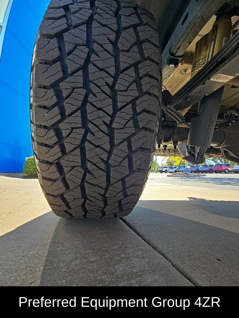 Used 2021 Chevrolet Colorado ZR2 w/ LPO, Power Package image 10