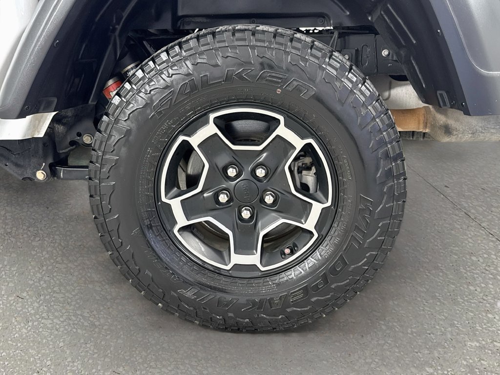 Used 2021 Jeep Gladiator Mojave AWD/4WD image 33