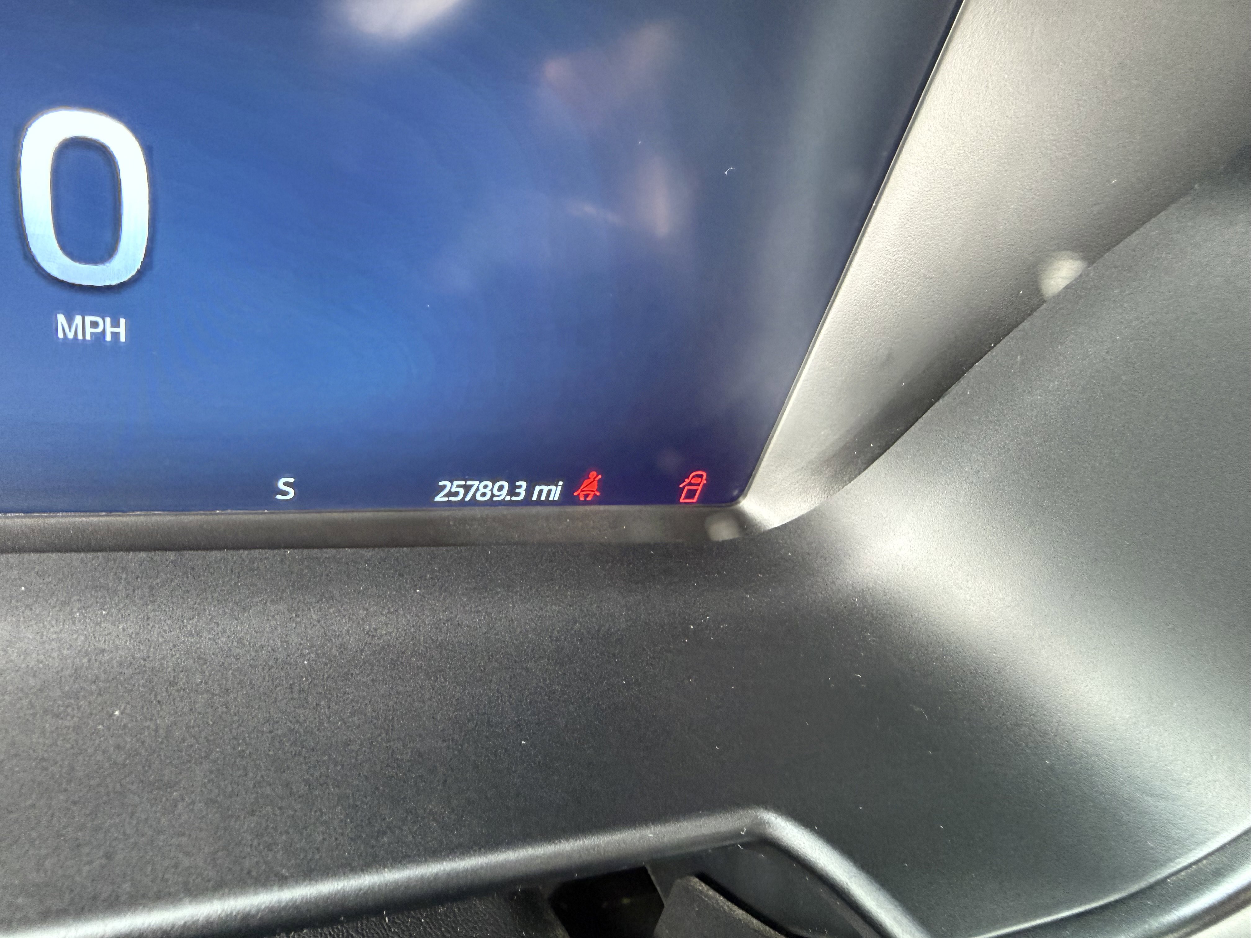 Used 2024 Ford F250 Lariat w/ Sport Appearance Package AWD/4WD image 9