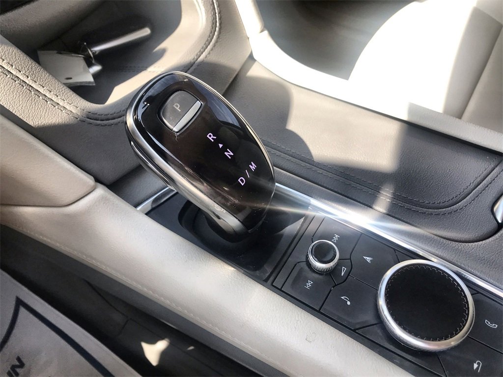 Used 2022 Cadillac XT5 Premium Luxury image 19