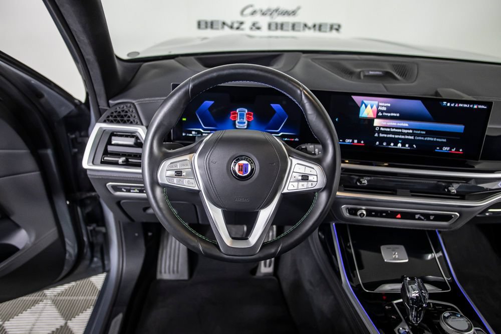 Used 2024 BMW ALPINA XB7 AWD/4WD image 29