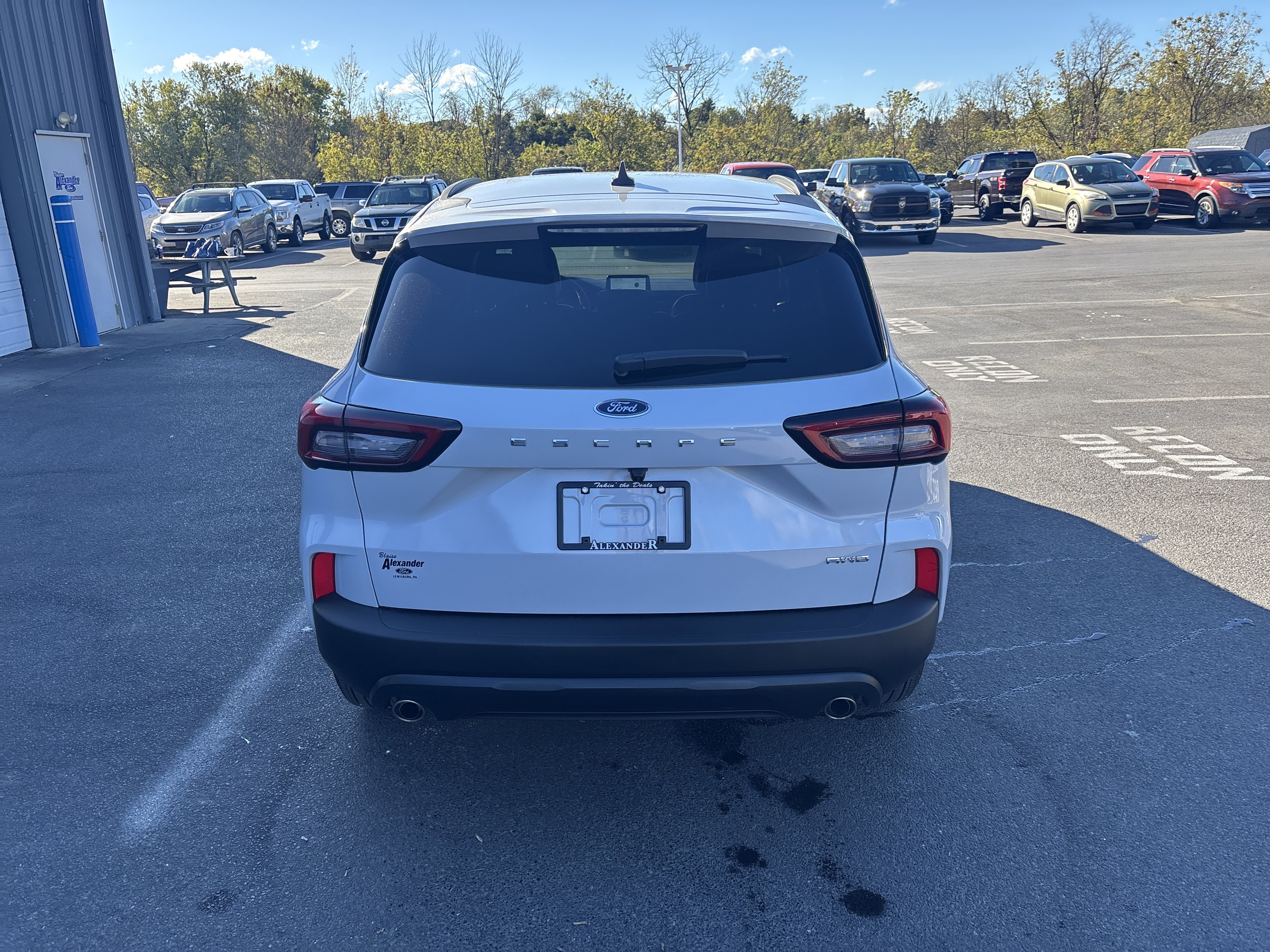 Used 2025 Ford Escape ST-Line Select image 4