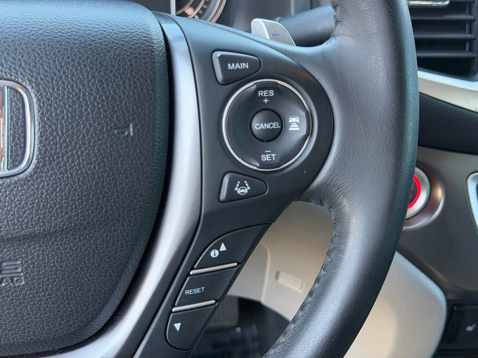 Certified 2020 Honda Ridgeline RTL image 24