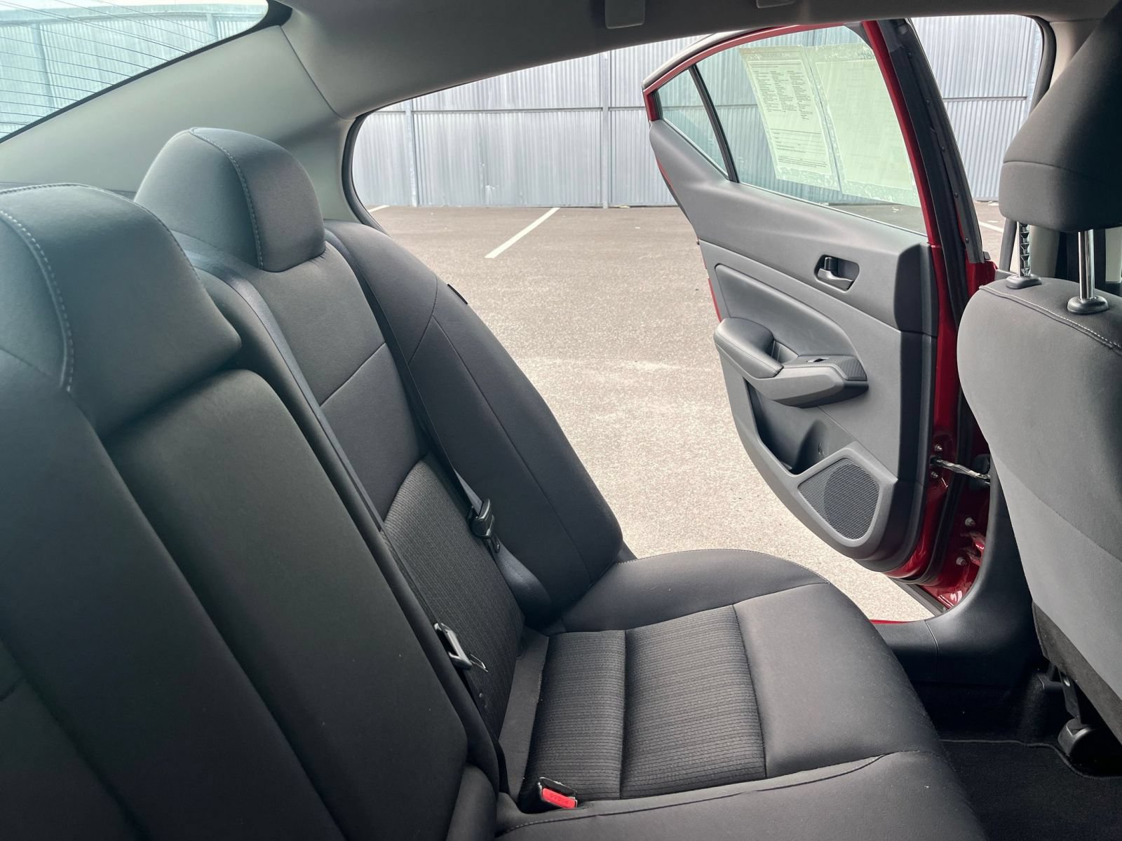 Used 2025 Nissan Altima 2.5 SV FWD image 37