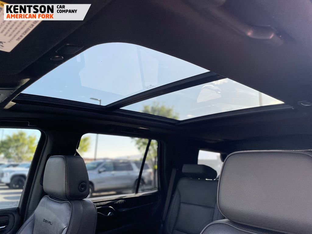 Used 2021 GMC Yukon Denali w/ Denali Premium Package AWD/4WD image 36