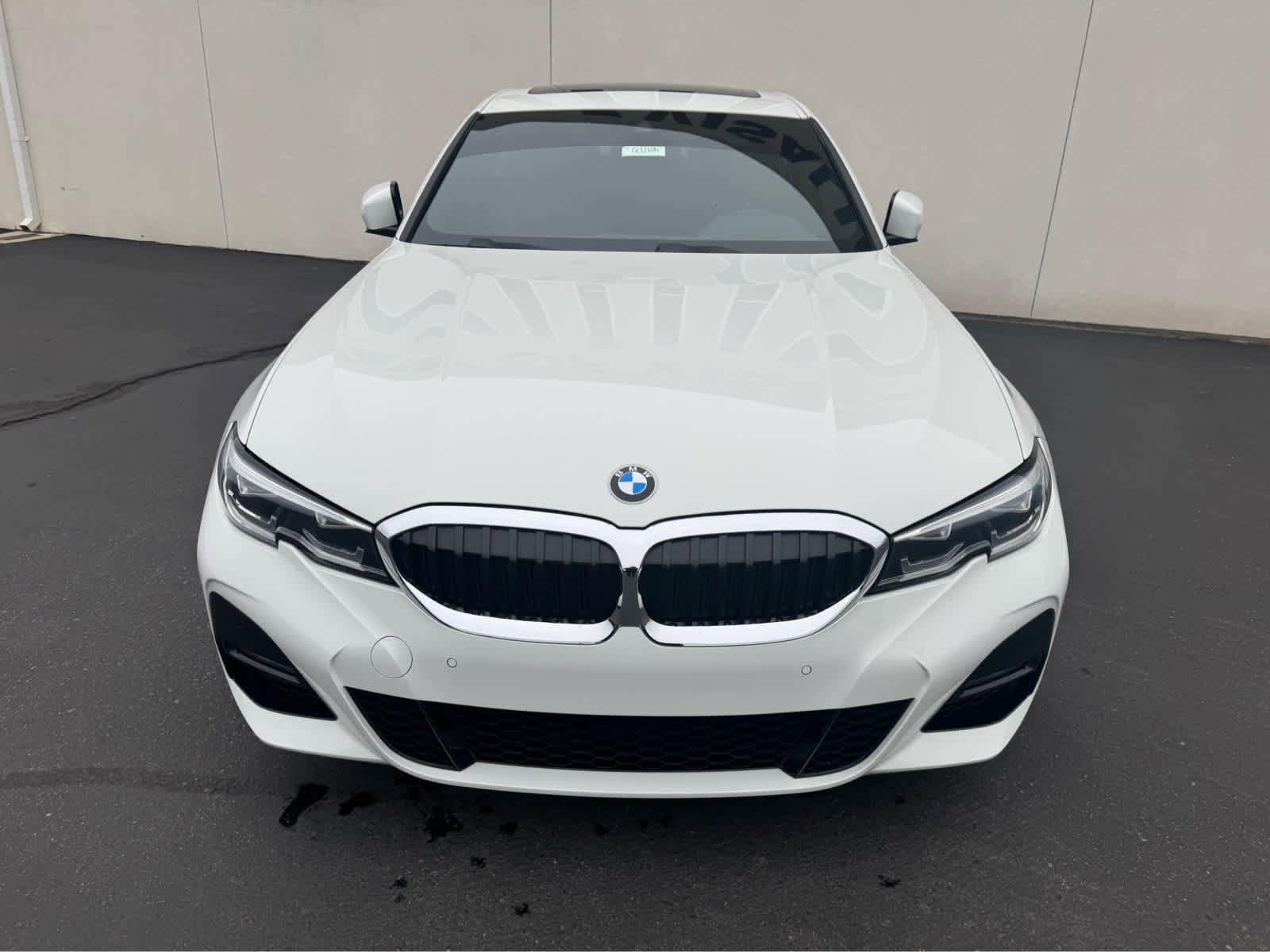Used 2022 BMW 330i Sedan w/ M Sport Package image 2