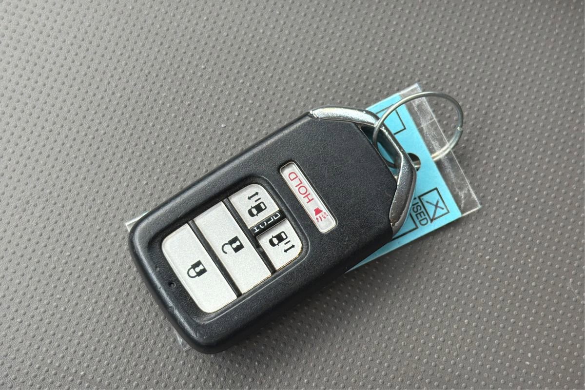 Used 2015 Honda Odyssey EX image 33