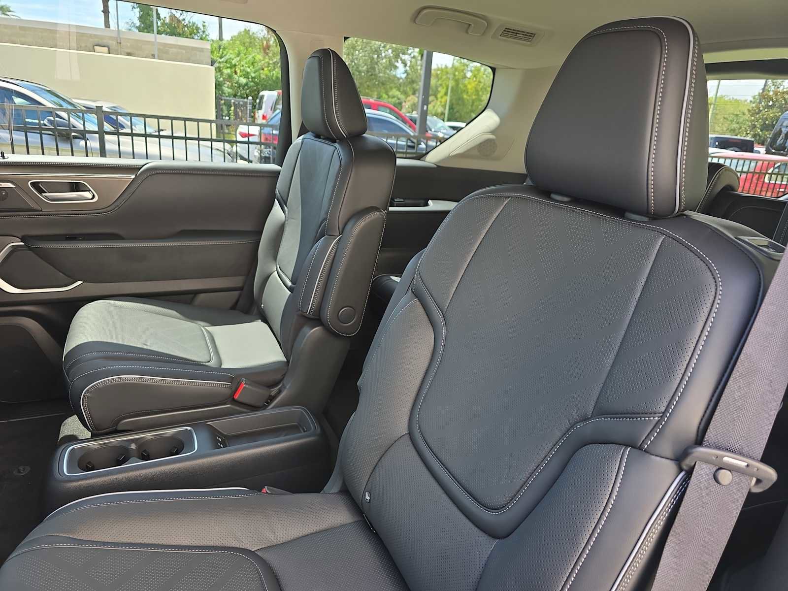 New 2026 INFINITI QX80 Luxe w/ Cargo Package image 13
