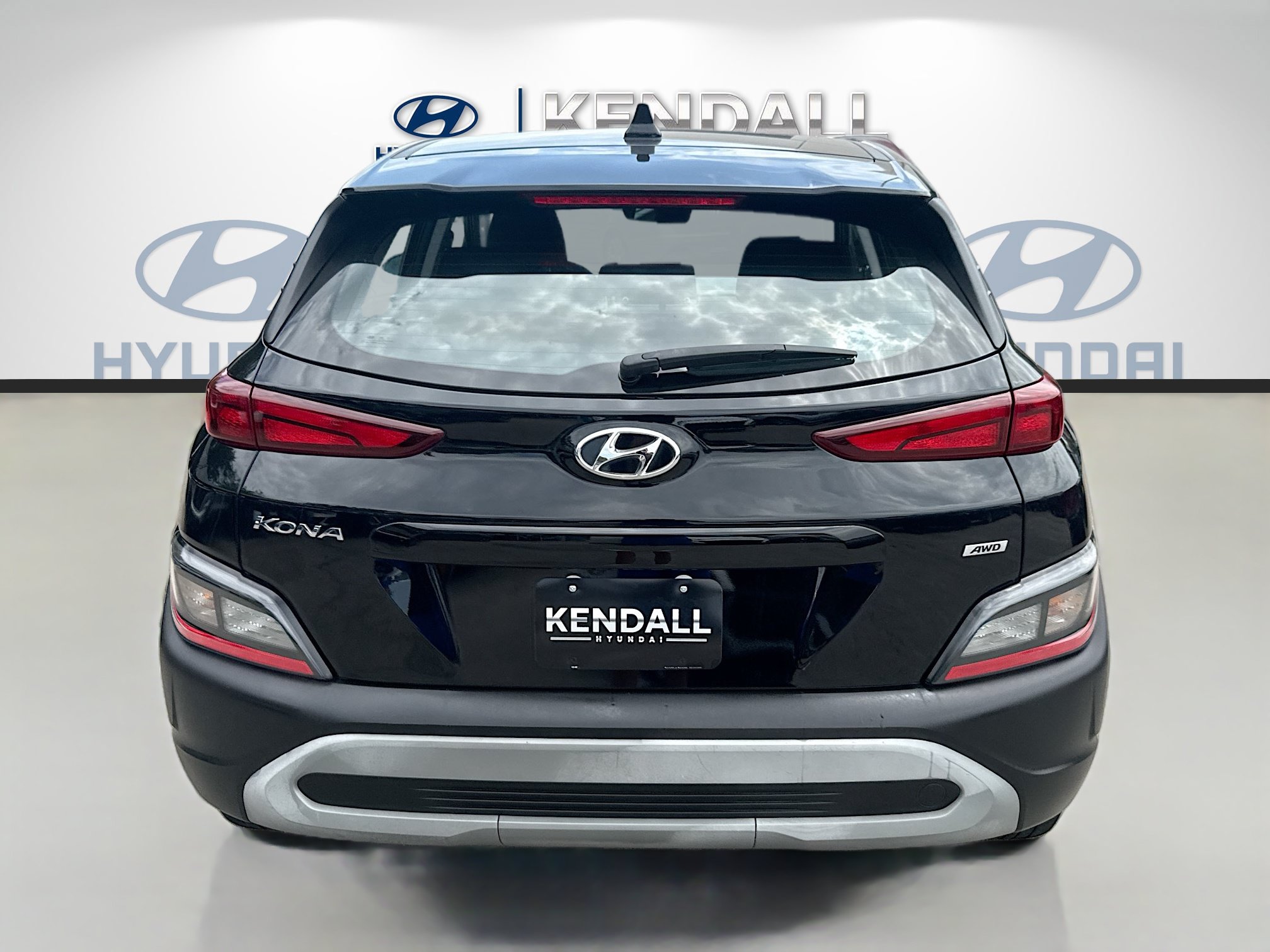 Used 2023 Hyundai Kona SE AWD/4WD image 5