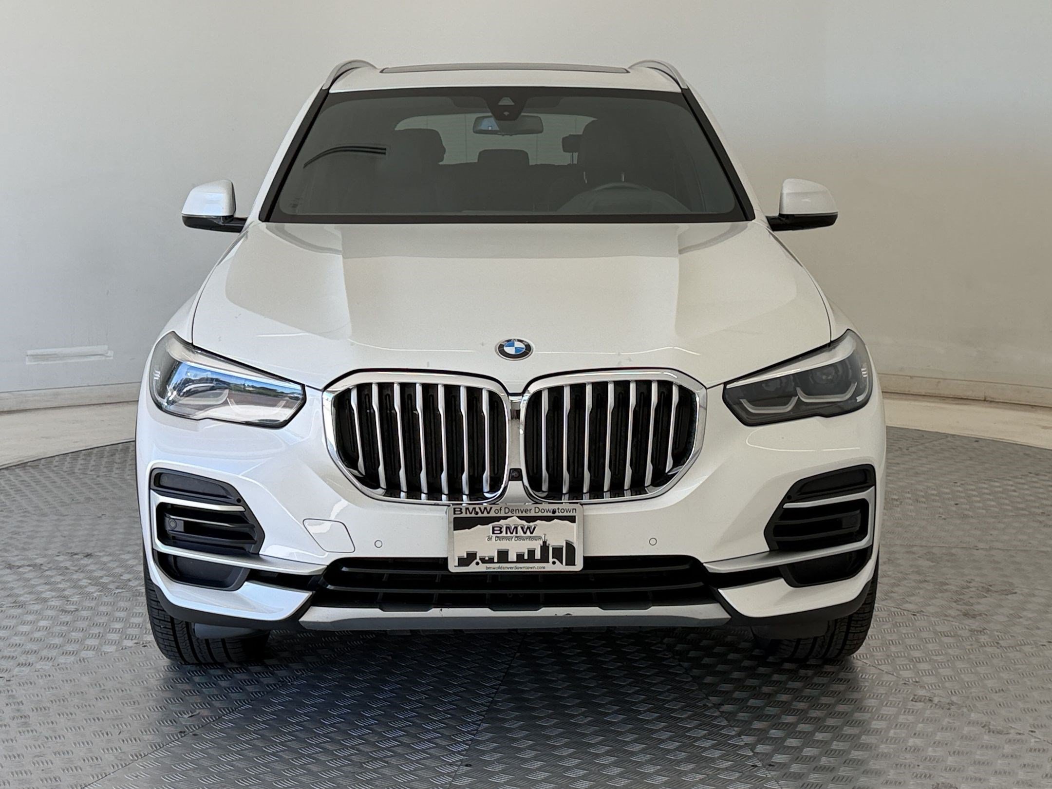 Used 2023 BMW X5 xDrive40i w/ Premium Package AWD/4WD image 6