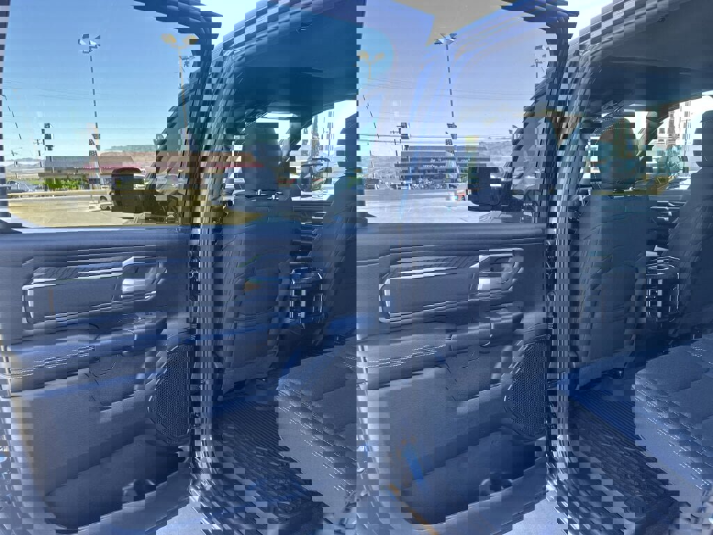 New 2025 RAM 1500 Big Horn image 9