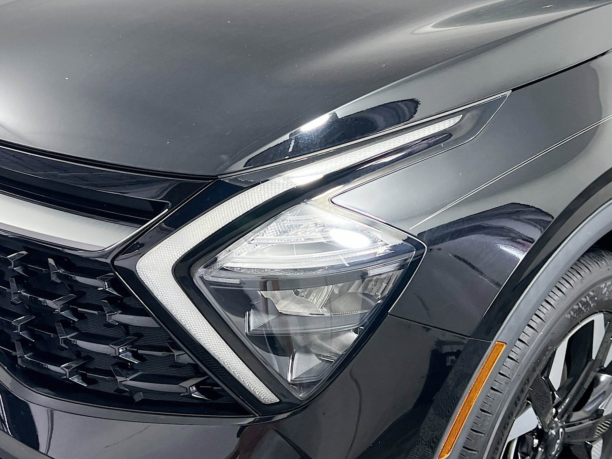 Used 2023 Kia Sportage X-Line image 11