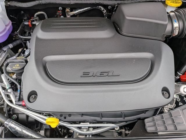 New 2027 Chrysler Pacifica Select FWD image 36