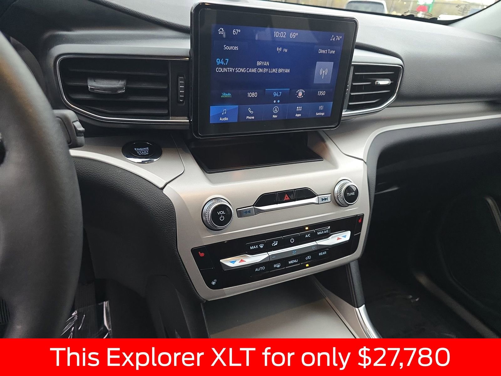 Used 2023 Ford Explorer XLT w/ Equipment Group 202A image 29