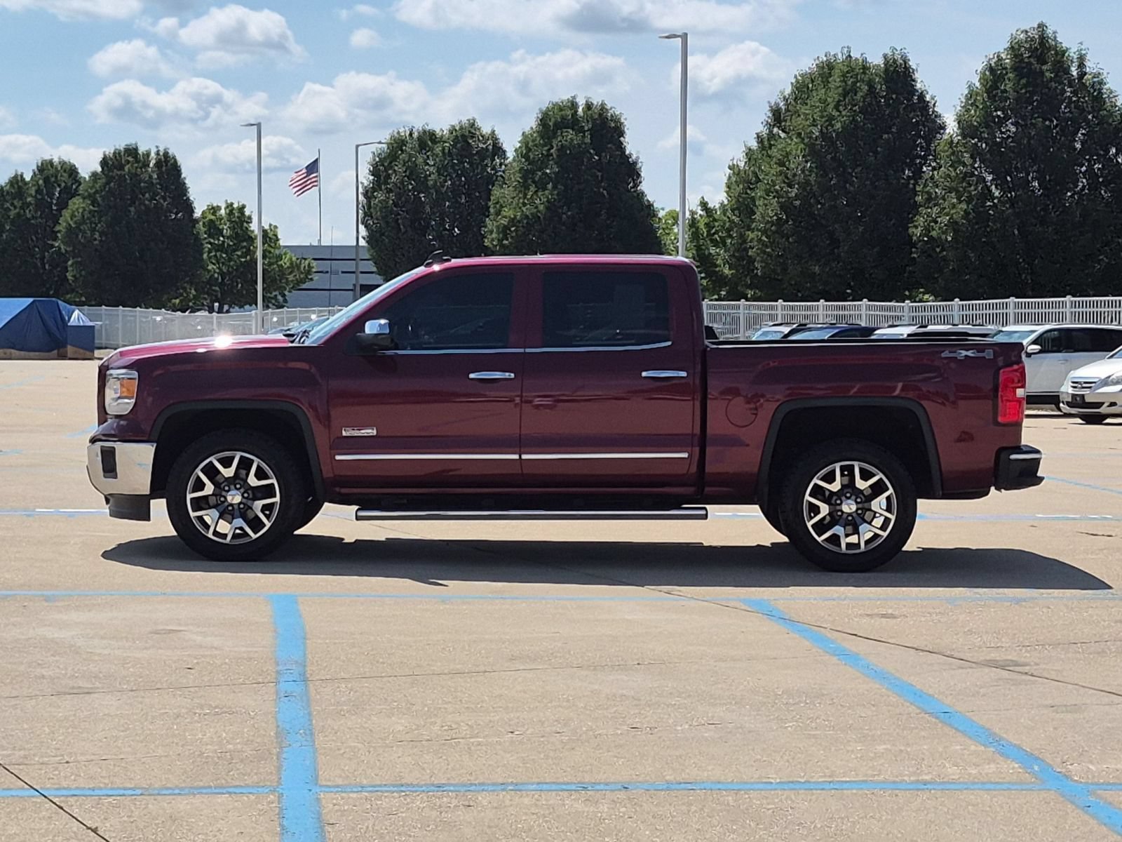 Used 2015 GMC Sierra 1500 SLT AWD/4WD image 9