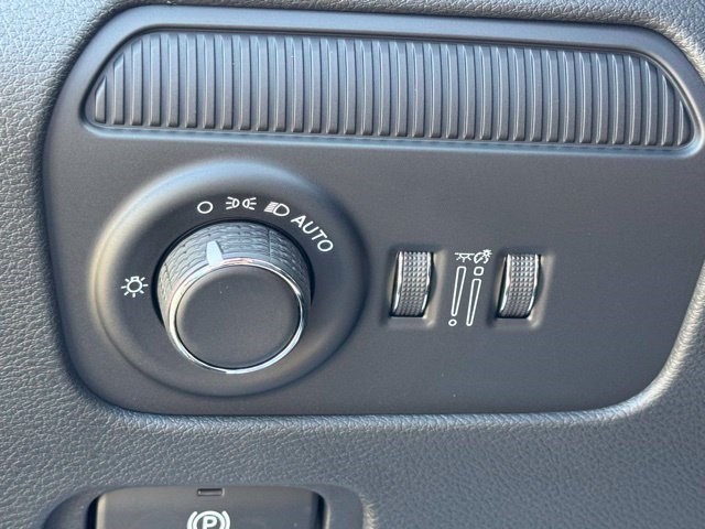 New 2026 Jeep Grand Wagoneer L Limited AWD/4WD image 14